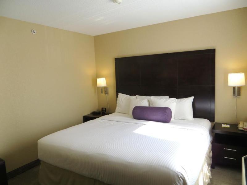 Days Inn By Wyndham Calgary Airport Exterior foto